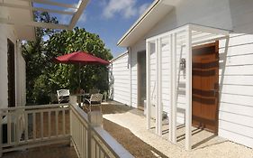 Shell Villa Apartel Resort